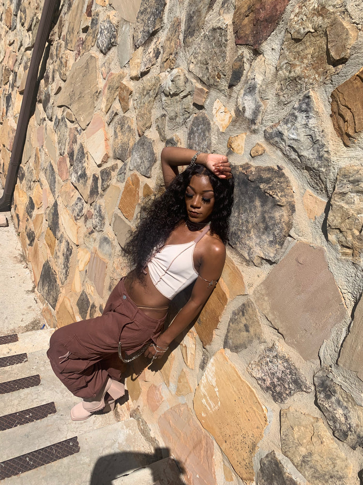 Mocha Chocolate Lynn: Earthy Tones Streetwear Outfit Guide